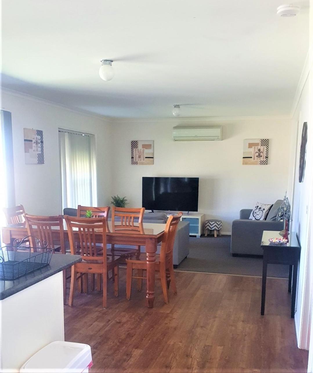 Dbj Holiday Units Mulwala Kültér fotó
